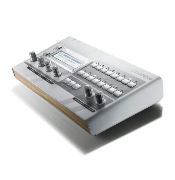 Photo du synthétiseur Access Virus TI Snow