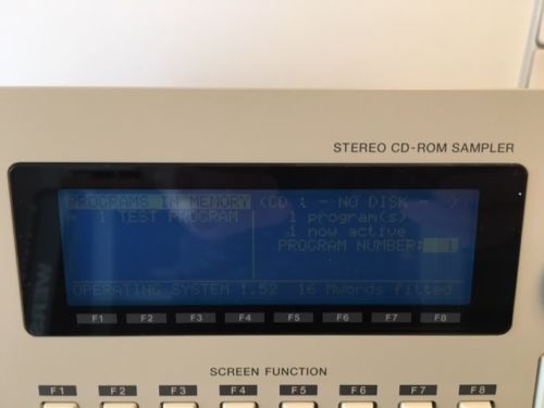 Photo de l'échantillonneur Akai CD3000 XL