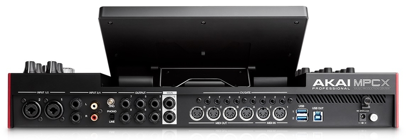 Connectique de l'échantillonneur Akai MPC X