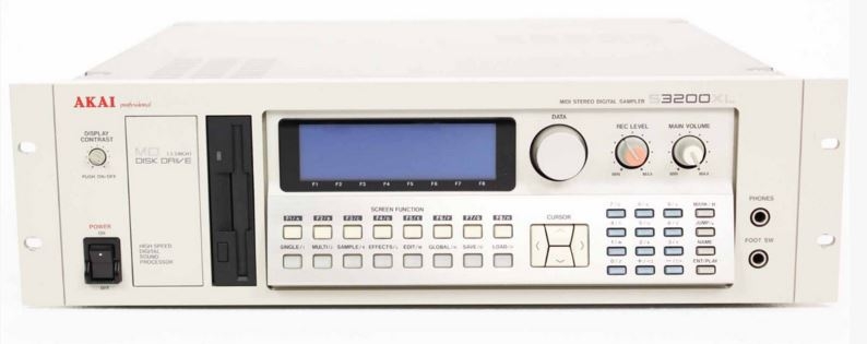 Akai S3200 XL Image Akai S3200 XL