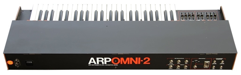 Connectique du synthétiseur Arp Omni 2