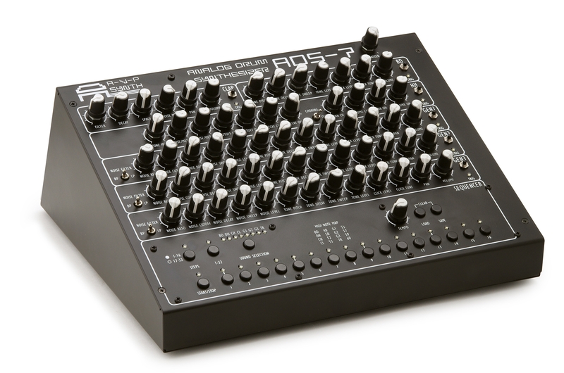 Photo du synthétiseur AVP Synth ADS-7