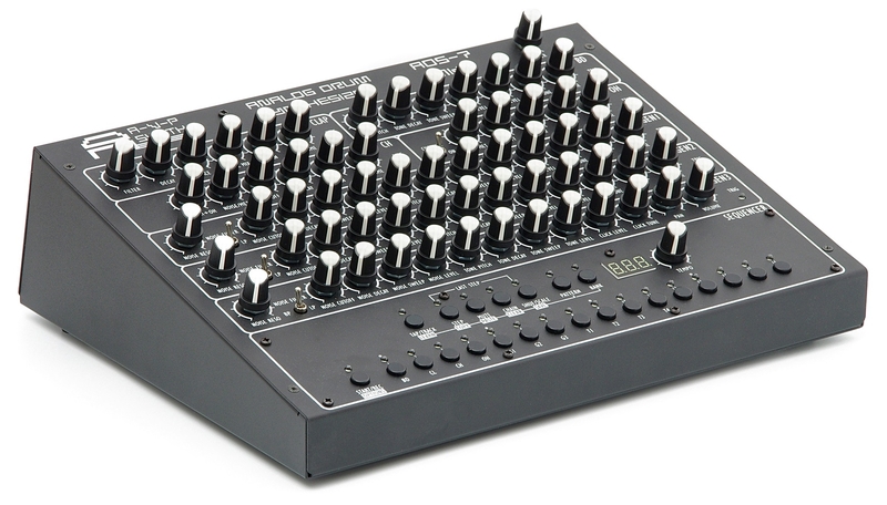 Photo du synthétiseur AVP Synth ADS-7 Mk2