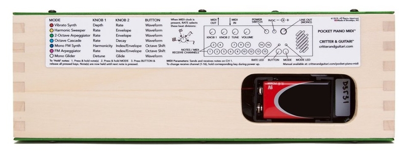 Panneau arrière du synthétiseur Critter & Guitari Pocket Piano Connectique du synthétiseur Critter & Guitari Pocket Piano