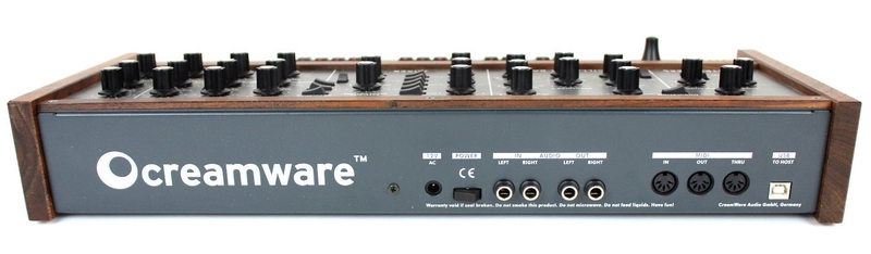 Panneau arrière du synthétiseur Creamware Minimax ASB Connectique du synthétiseur Creamware Minimax ASB