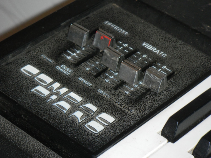 Photo du synthétiseur Crumar Compac-Piano