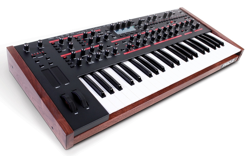 Photo du synthétiseur Dave Smith Instruments Pro 2