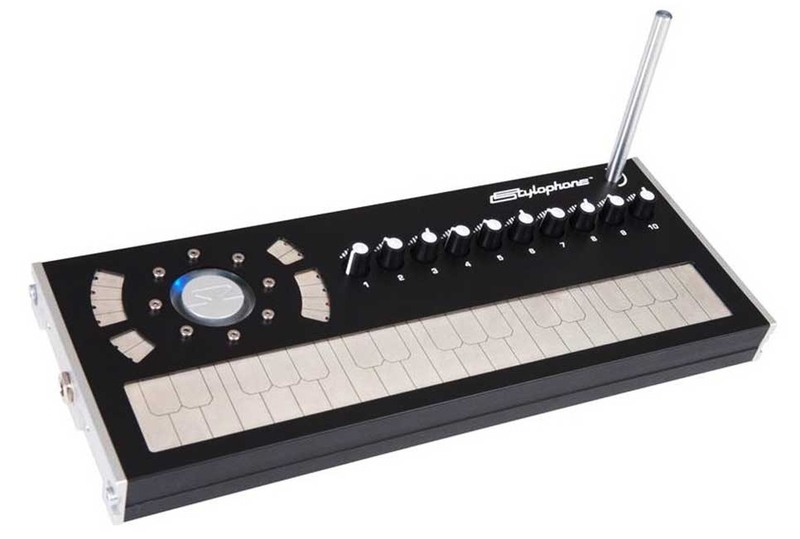 Photo du synthétiseur Dubreq Stylophone S2