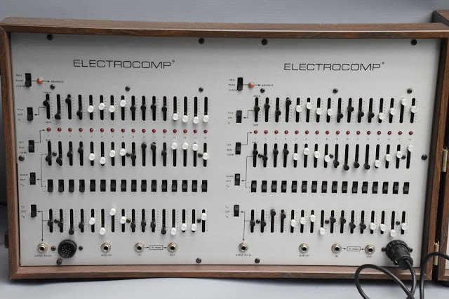 Connectique du synthétiseur EML ElectroComp 400