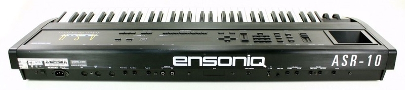 Connectique de l'échantillonneur Ensoniq ASR-10