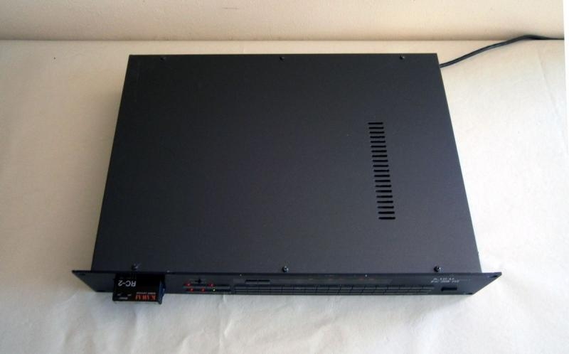 Panneau arrière de l'expandeur Kawai K3M Connectique de l'expandeur Kawai K3M