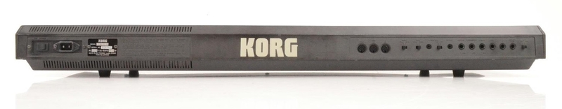 Panneau arrière du synthétiseur Korg DW-8000 Connectique du synthétiseur Korg DW-8000