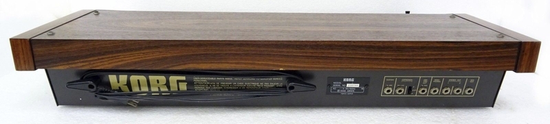 Connectique du synthétiseur Korg Lambda