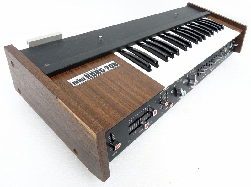 Photo du synthétiseur Korg Minikorg 700
