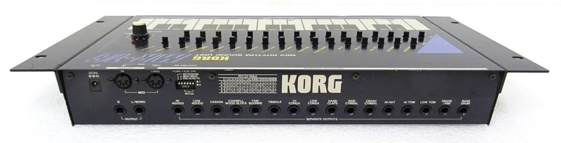 Connectique de la boîte à rythmes Korg MR-16