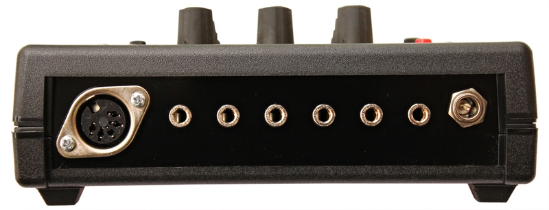 Connectique du synthétiseur MFB Nanozwerg
