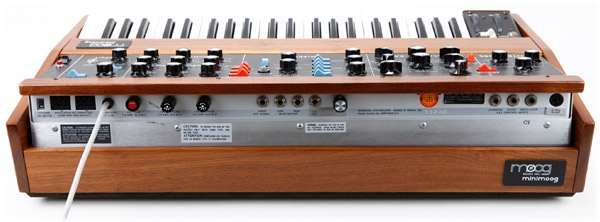 Connectique du synthétiseur Moog Minimoog