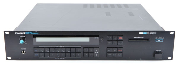 Roland D-550 Image Roland D-550