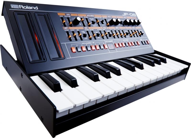 Photo du synthétiseur Roland JP-08