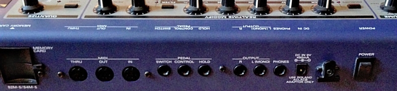 Connectique du synthétiseur Roland JX-305