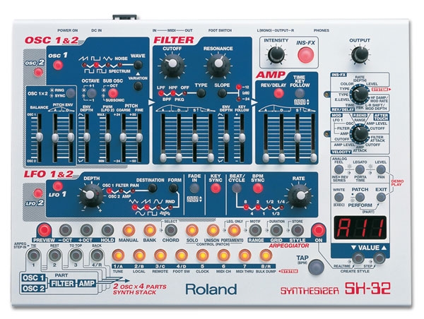 Roland SH-32 Image Roland SH-32