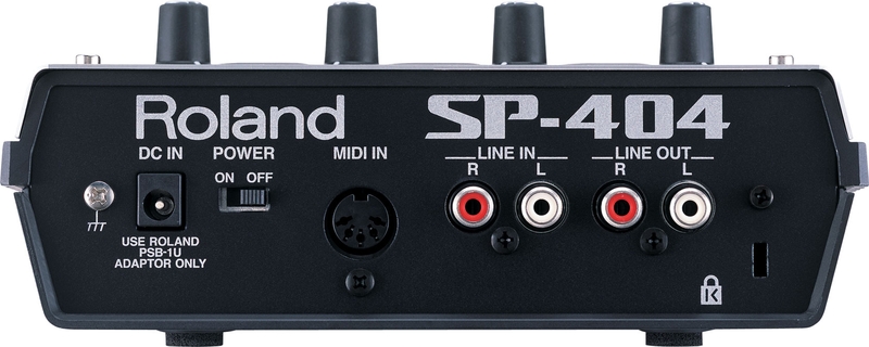 Connectique de l'échantillonneur Roland SP-404