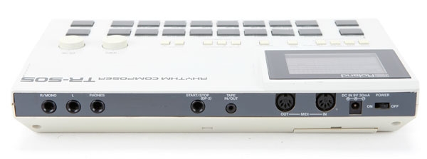 Connectique de la boîte à rythmes Roland TR-505