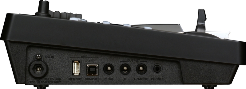 Panneau arrière du synthétiseur Roland XPS-10 Connectique du synthétiseur Roland XPS-10