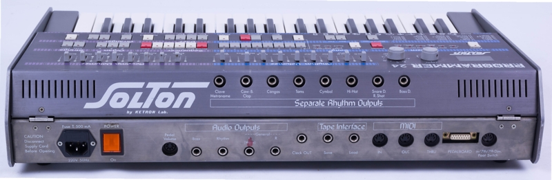 Connectique du synthétiseur Solton Programmer 24