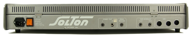 Connectique du synthétiseur Solton SM100