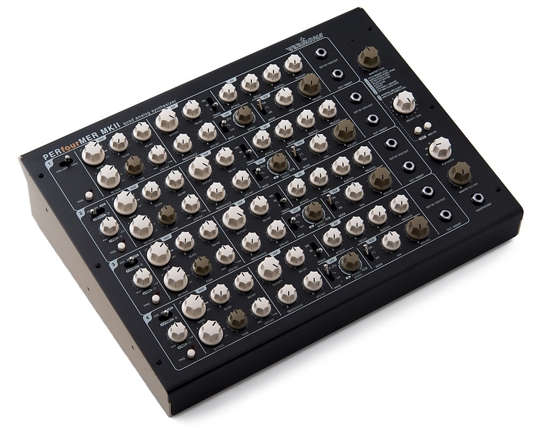Photo du synthétiseur Vermona Perfourmer MkII