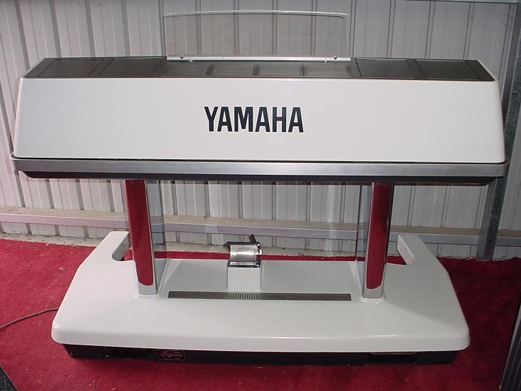 Connectique du synthétiseur Yamaha GX1