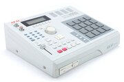 Sampleur Akai MPC 2000