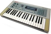 Synthétiseur Akai VX600