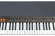 Synthétiseur Arp Omni 2