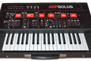 Synthétiseur Arp Solus
