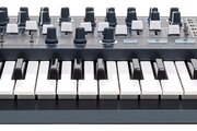 Synthétiseur Arturia MiniBrute 2