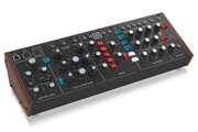 Behringer Model D