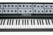 Synthétiseur Crumar Stratus