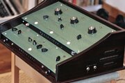 Synthétiseur Dewanatron Novitiate
