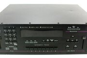 Synthétiseur Ensoniq EPS16+ Rack