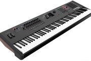 Synthétiseur Kurzweil K2700