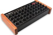 Synthétiseur MFB Dominion X