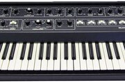 Synthétiseur Moog Multimoog