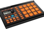 Synthétiseur Native Instruments Maschine Mikro Mk1