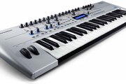 Synthétiseur Novation KS4
