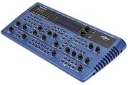 Synthétiseur Novation Nova