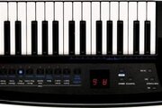 Synthétiseur Roland AX-Synth