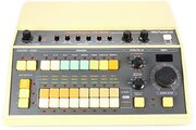 Boîte à rythmes Roland CR-8000