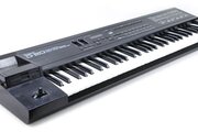 Synthétiseur Roland D-20